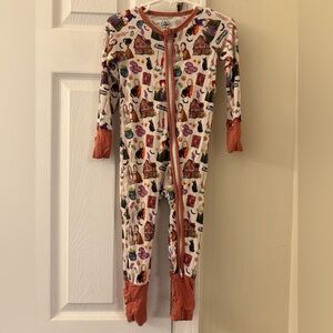 12-18 Hocus Pocus themed Bamboo Sleeper